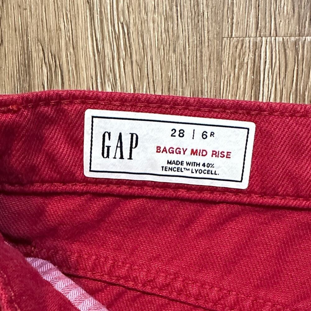 NWT Gap Mid Rise Baggy Wide-Leg Jeans Red Size: 28 - Picture 5 of 7